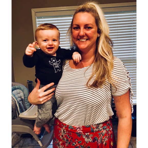 Meet your Posher, Mallory - Picture 3 of 3